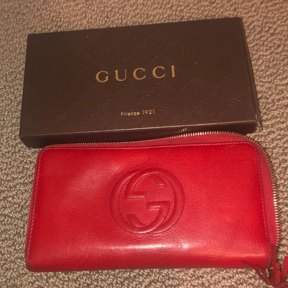 Gucci wallet